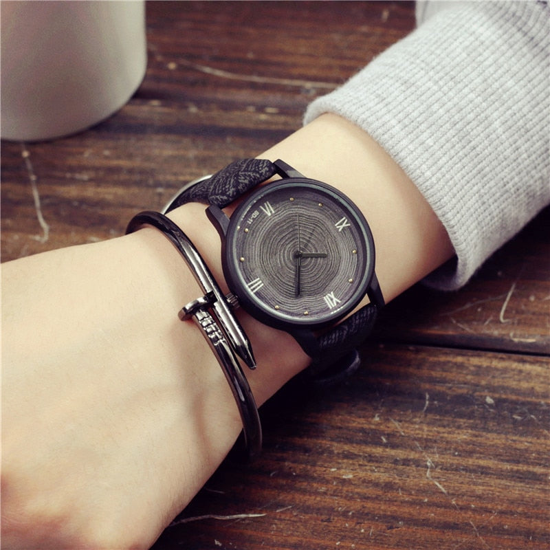 Wood Retro Women Watches Vintage Leather Quartz Clock 2017 Casual BGG Luxury Brand Woman Fashion Wooden Wristwatch reloj mujer